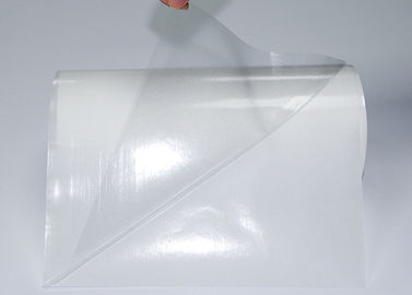 Il poliuretano molle di plastica trasparente della colata di spessore 0.08mm del film caldo della colla per il nessun cuce il legame